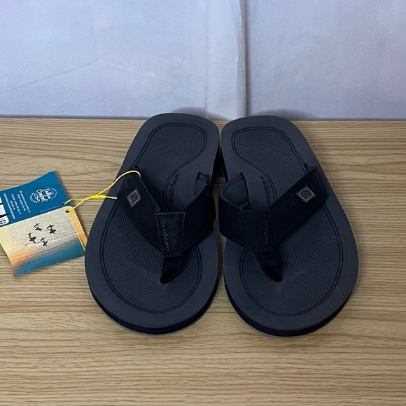Cobian Men's Flip-Flops Sandals 9 black‎ NWT - Picture 2 of 4